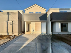 さいたま市緑区大字大門　全3棟の2号棟　新築一戸建ての画像