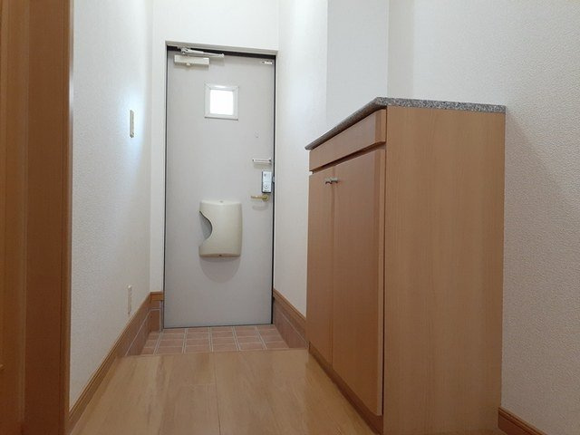 ヒルサイド瑞陵【玄関】