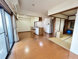 コアマンション山上倶楽部【居間・リビング】現状での販売ですが、大事に使われてきたお部屋です！