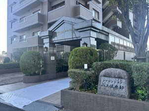コアマンション山上倶楽部【エントランス】手入れが行き届いたエントランスです！