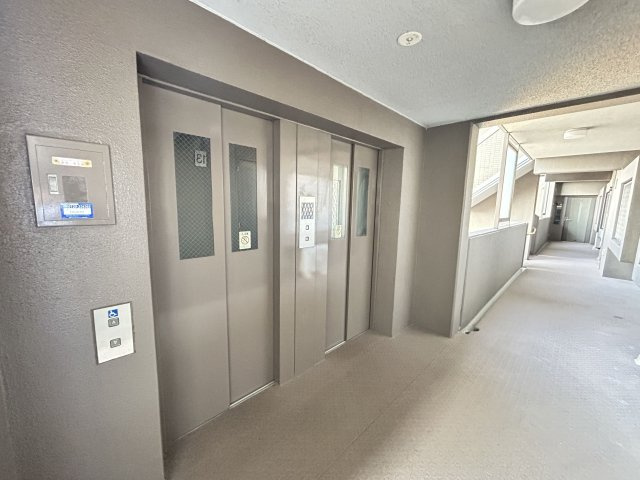 コアマンション山上倶楽部【共有部分】エレベーターは2基設置されております！