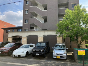 モンレーヴ千種【駐車場】