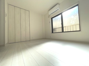 メゾン葛西駅前【洋室】