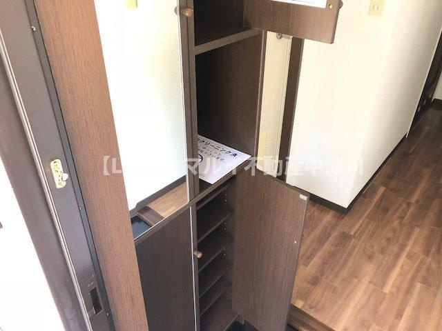 アルトラマンション中津川 A・B【玄関】玄関収納あり