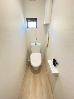 1.2階にトイレがございますので、忙しい朝などに嬉しいポイントです。