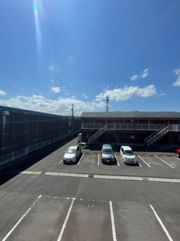 サンサープラスⅡ【駐車場】