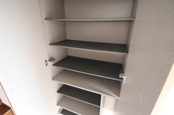 パークドオートム Ｅ【玄関】トールタイプの姿見付シューズボックス