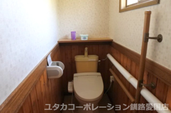 【商談中】白糠郡白糠町庶路2丁目3-3.4売家【トイレ】トイレも1階に2ヶ所あるので朝の時間帯も待たずに済みそうです