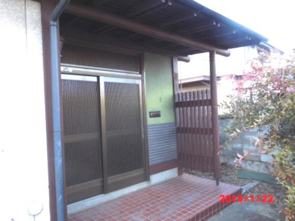 三本柳中古住宅【玄関】