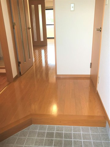 コンフォート錦【玄関】