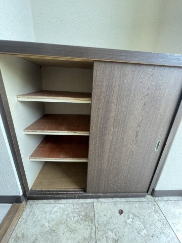 エレガンス生田【収納】