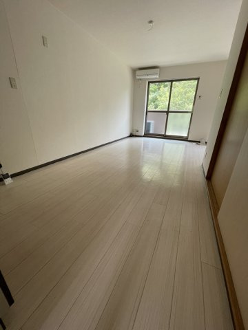 エレガンス生田【内装】