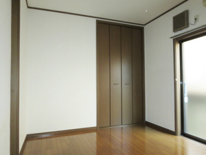 メゾンドウルス【洋室】