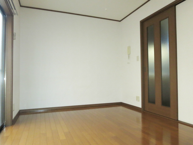 メゾンドウルス【洋室】