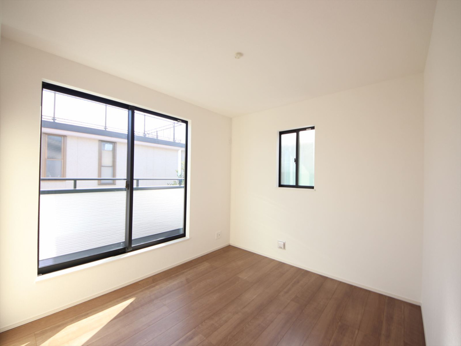 日野市平山4丁目16-17 新築【仲介手数料無料】【洋室】