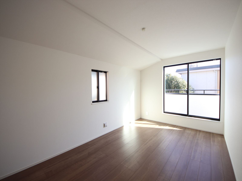 日野市平山4丁目16-17 新築【仲介手数料無料】【洋室】