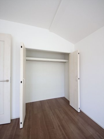 日野市平山4丁目16-17 新築【仲介手数料無料】【収納】