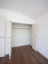 日野市平山4丁目16-17 新築【仲介手数料無料】【収納】