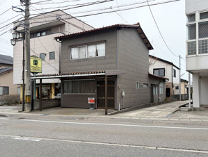 金沢市山科3丁目【解体更地渡し】富樫小学校まで約170ｍ、バス停まで30ｍ【外観】2026.04.04撮影
