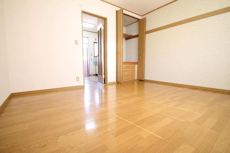 ※退去前のため別部屋の写真となります。