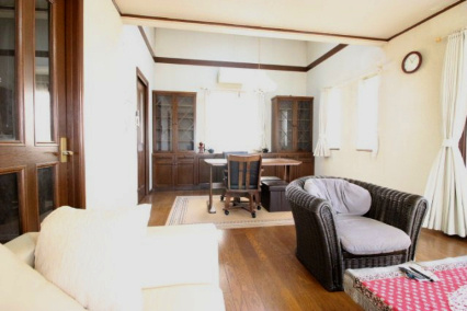 土浦市虫掛【居間・リビング】こちらの居間で趣味の時間をお楽しみください