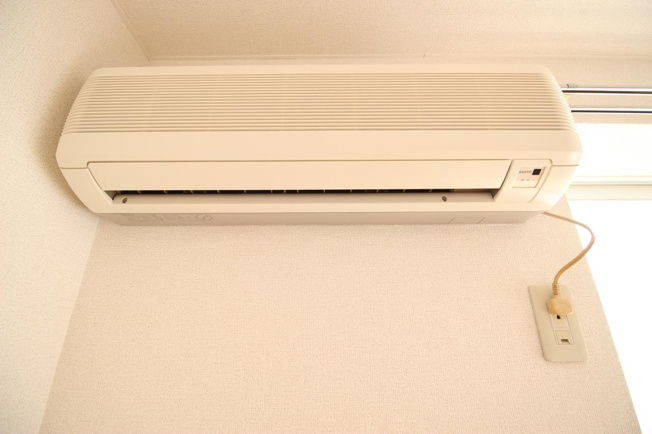 エアコン2基付き