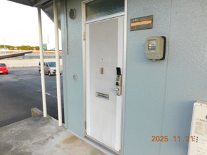 メゾン坪内【玄関】