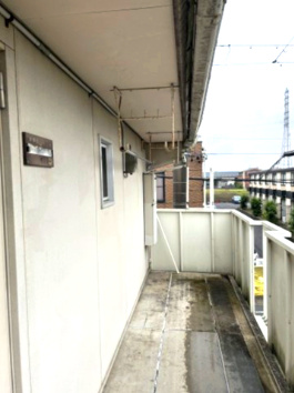 タウニーストリート中棟【バルコニー】