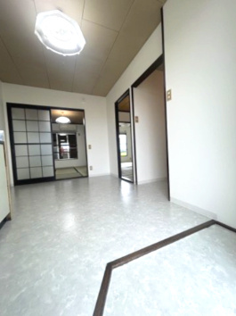 タウニーストリート中棟【玄関】