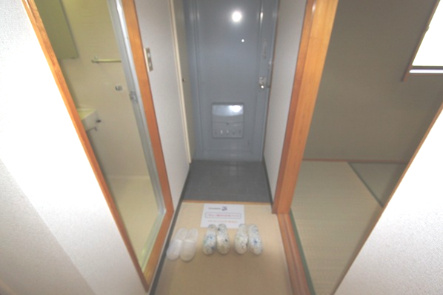 メゾンアズマ【玄関】