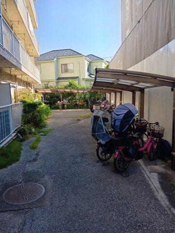 五反野ダイヤモンドマンション駐輪場がございます