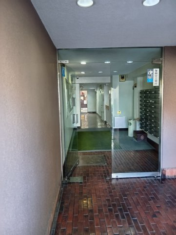五反野ダイヤモンドマンション【エントランス】ゆとりのあるエントランスです