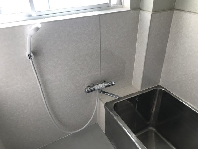 笠原町倉庫付貸家【浴室】