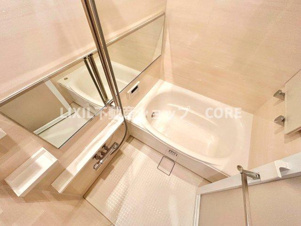 南林間ハイライズ【浴室】ユニットバスは新規交換済！新しく広いユニットバスは快適ですね。