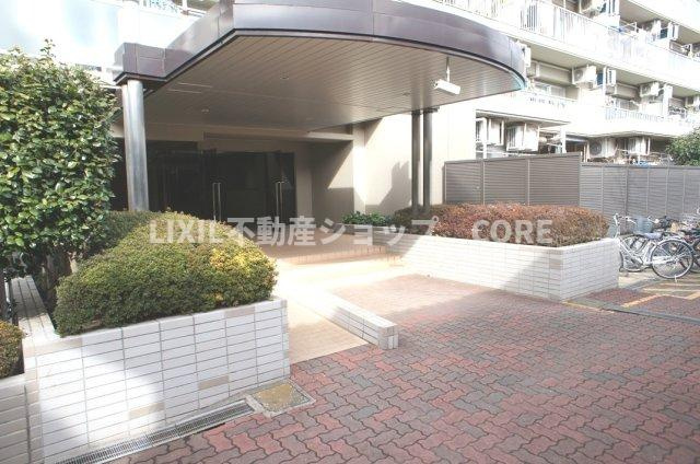 南林間ハイライズ【エントランス】大切なペットと一緒に暮らせるマンションです（細則有）詳細はお気軽にお問い合わせください。	