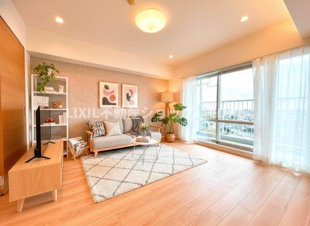 南林間ハイライズ【居間・リビング】本画像はCGで作成しており、実際に現地に家具は置かれておりません。また、価格に家具は含まれておりません。