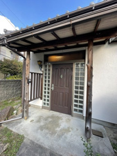 16号滝呂貸家【エントランス】玄関ドア