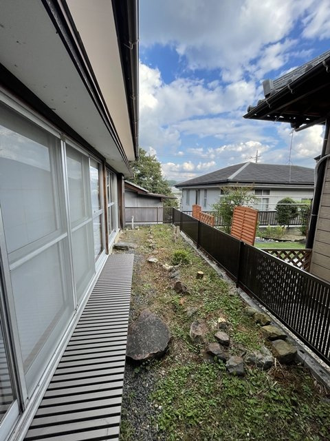 16号滝呂貸家【庭】庭