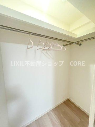 エクセレントスクエア相模大野【収納】ウォークインクローゼットのある住まいで収納上手な生活を実現！