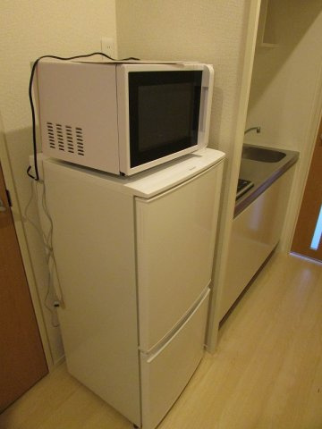 クレイノＫＡＧＵＲＡＭＡＣＨＩⅡ【その他】冷蔵庫+電子レンジ