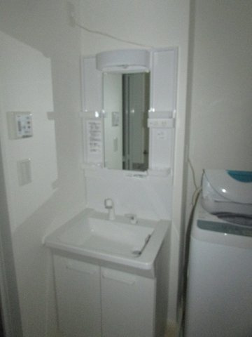 クレイノＫＡＧＵＲＡＭＡＣＨＩⅡ【内装】独立洗面台