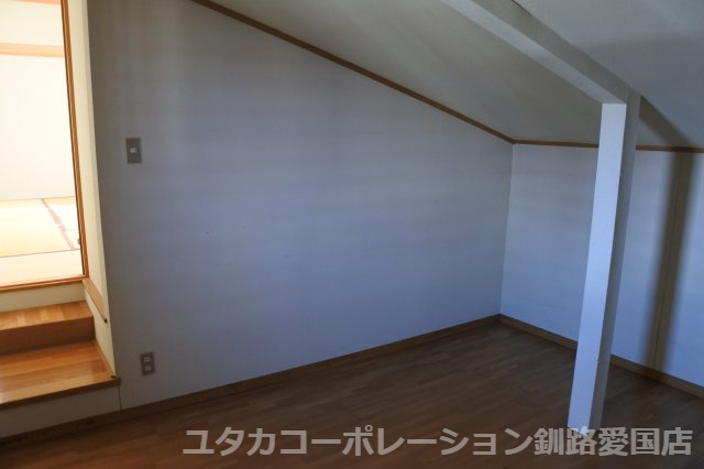 緑ケ岡4丁目32-327，329売家【収納】収納スペースが多いので、家族の荷物の整理整頓もしやすい！！