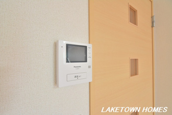 グレイスＩ【セキュリティ】来訪者の確認が出来るモニター付インターホンです。