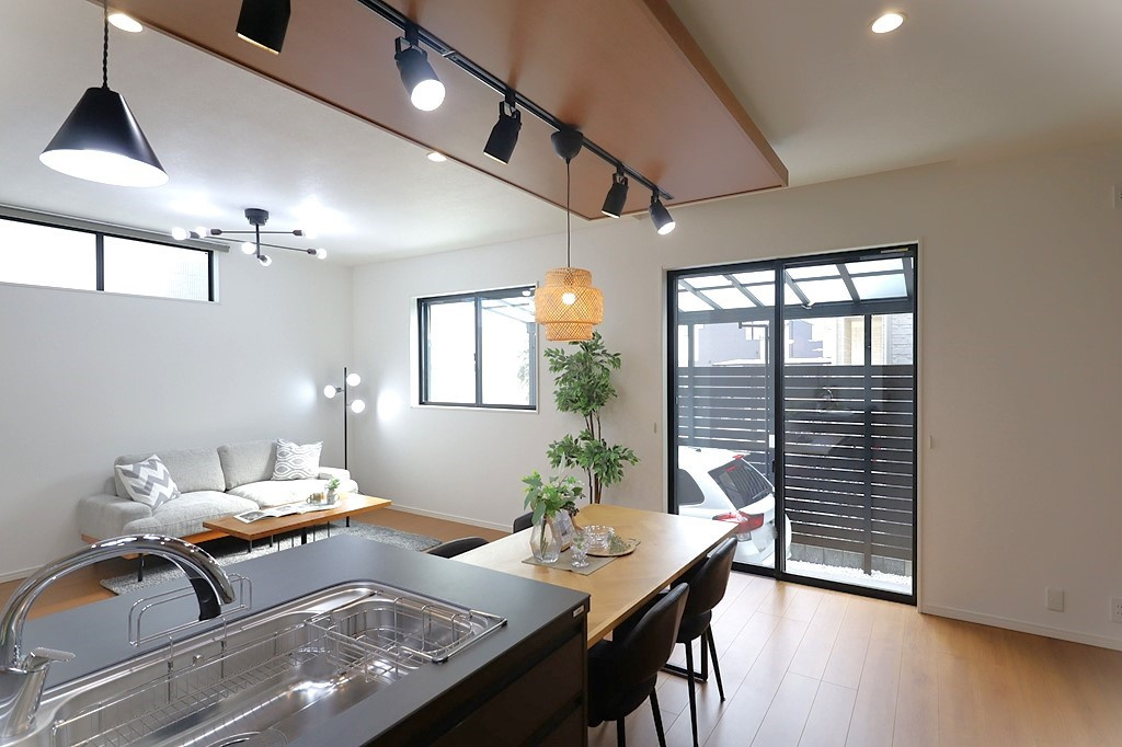 グラッド・エージェント長尾元町【キッチン】コンパクトなキッチンで掃除もラクラク