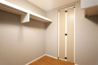 グラッド・エージェント長尾元町【内装】内装は落ち着いています