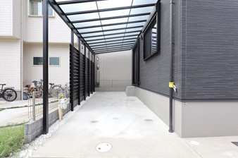 グラッド・エージェント長尾元町【駐車場】カースペースがあります