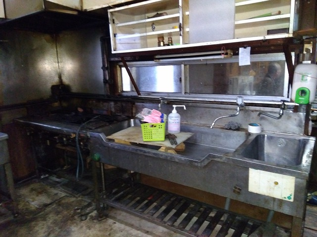 岡谷市本町３丁目の店舗一部【キッチン】