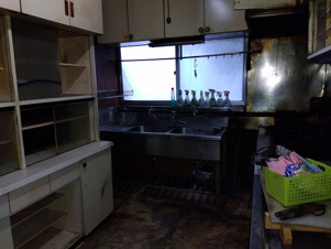 岡谷市本町３丁目の店舗一部【キッチン】