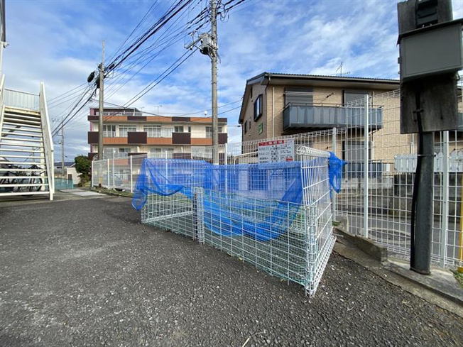 敷地内ゴミ置き場