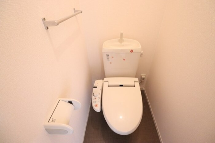 ハピネス Ｃ【トイレ】温水洗浄暖房便座